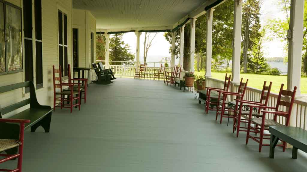 Covered verandah built onto the back of a Central Coast home